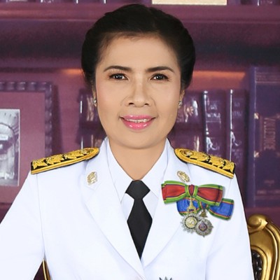 รูปผู้อำนวยการ