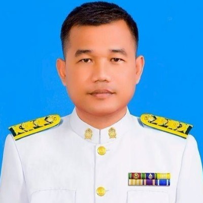 รูปผู้อำนวยการ