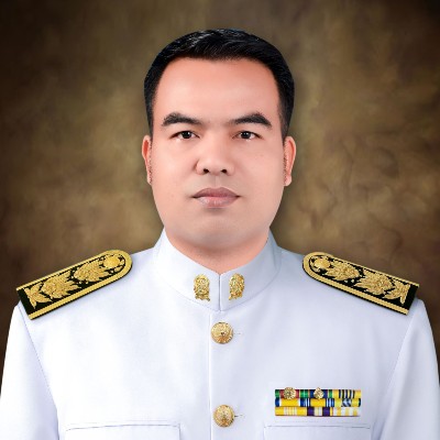รูปผู้อำนวยการ