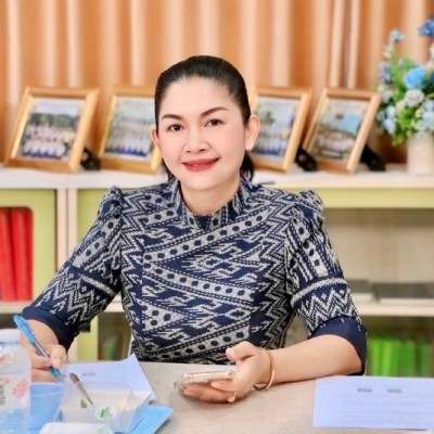 รูปผู้อำนวยการ