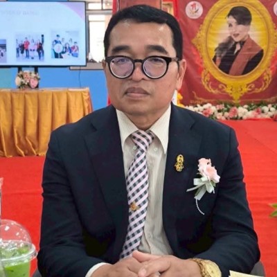 รูปผู้อำนวยการ