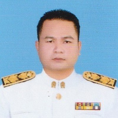 รูปผู้อำนวยการ