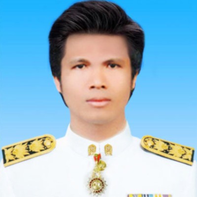 รูปผู้อำนวยการ