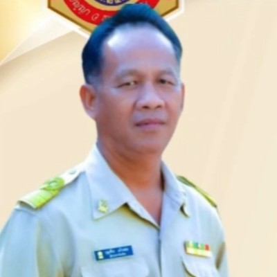 รูปผู้อำนวยการ