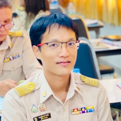 รูปผู้อำนวยการ
