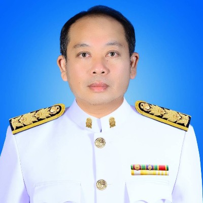 รูปผู้อำนวยการ