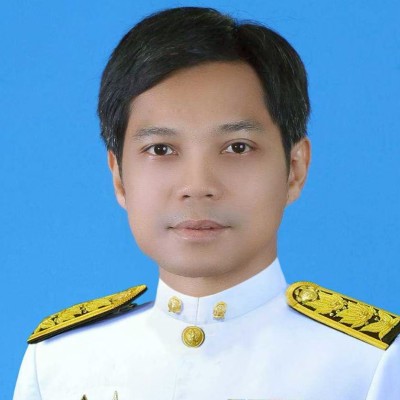 รูปผู้อำนวยการ