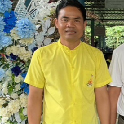 รูปผู้อำนวยการ