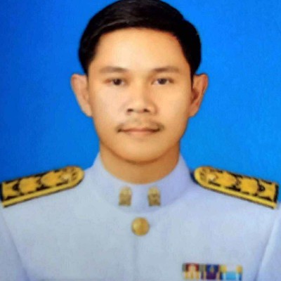 รูปผู้อำนวยการ