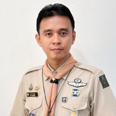 นาย นิรุทธ์ แก้วนิคม